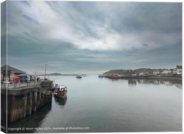 Oban harbour Canvas Print by Kevin Wailes