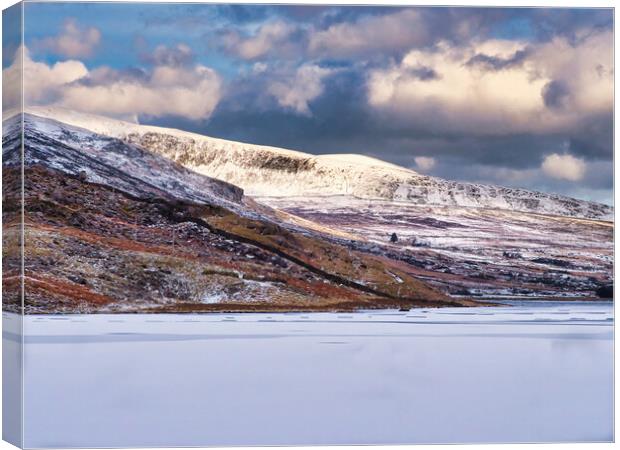 Icy Lake and Mountain Landscape Wales Canvas Print by chris hyde