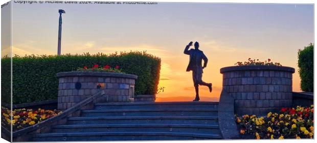 Eric Morecambe Statue at Sunset Canvas Print by Michele Davis