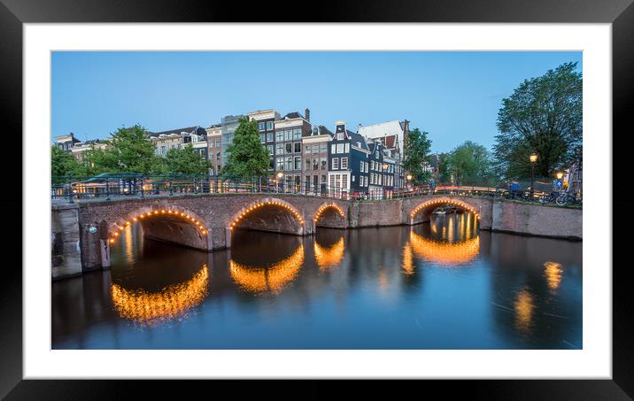 Keizersgracht and Reguliersgracht intersections at blue hour Framed Mounted Print by Jason Wells