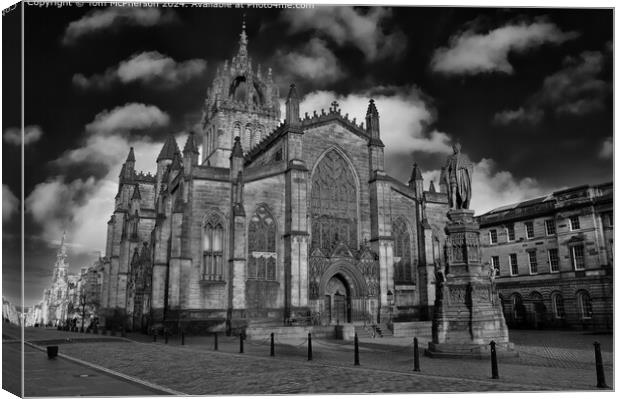 St Giles Cathedral, High Kirk of Edinburgh, Black and White Architecture Canvas Print by Tom McPherson