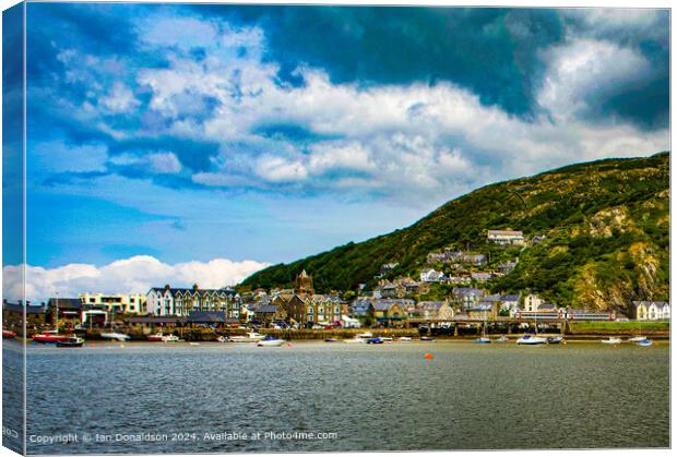 Barmouth Seafront Canvas Print by Ian Donaldson
