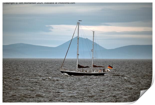Moray Firth Sailing Past Mor Ven Print by Tom McPherson