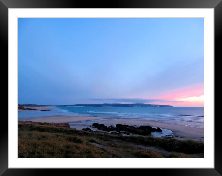 St Ives Bay Sunset Framed Mounted Print by Beryl Curran