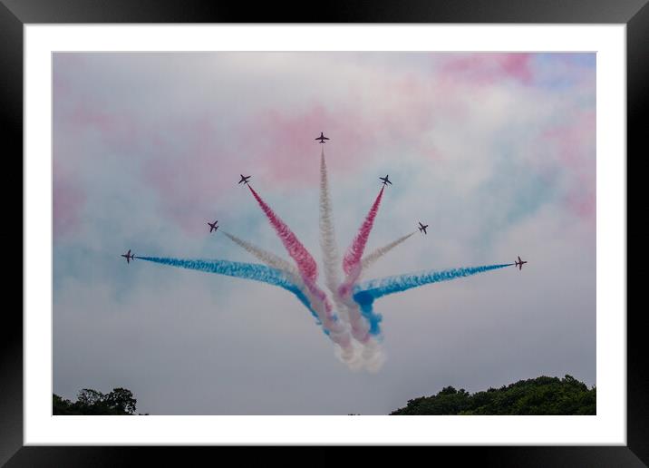 Red Arrows Vixen Break Framed Mounted Print by Jack Biggadike