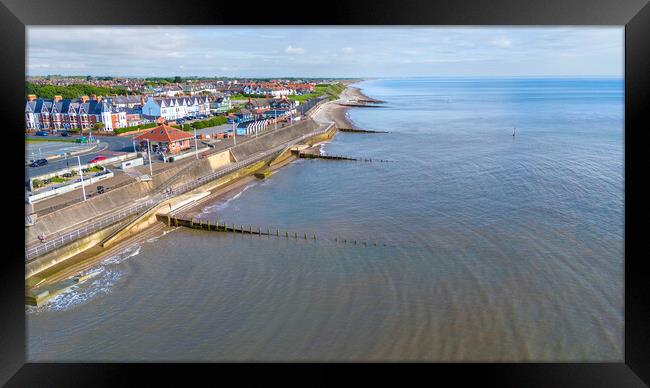 Marine Drive Hornsea Landscape Framed Print by Steve Smith