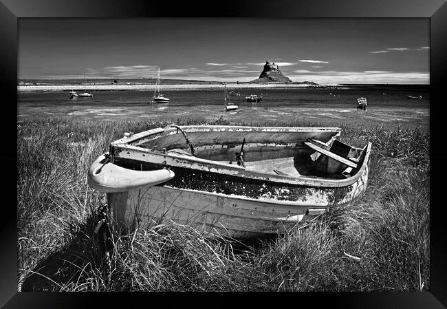 Lindisfarne Castle and Boat  Framed Print by Darren Galpin