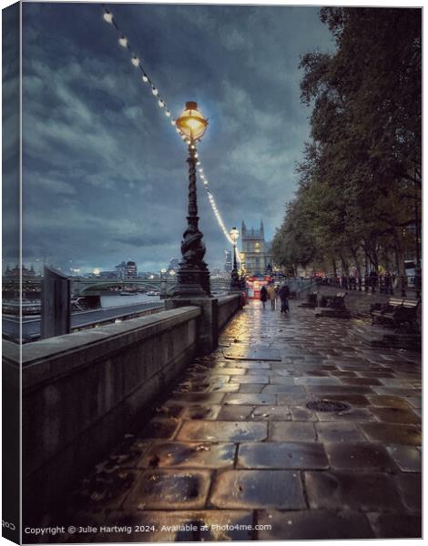 Rainy Night in London Canvas Print by Julie Hartwig