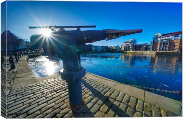 The Shore Leith  Canvas Print by Alison Chambers