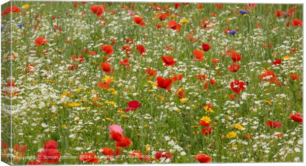 Poppy Meadow, Cotswolds, Gloucestershire Canvas Print by Simon Johnson