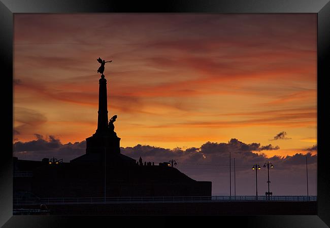 Sunset at Aberystwyth War Memorial Framed Print by Izzy Standbridge