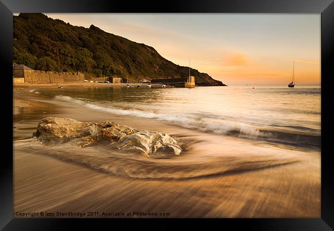 Polkerris beach at sunset Framed Print by Izzy Standbridge