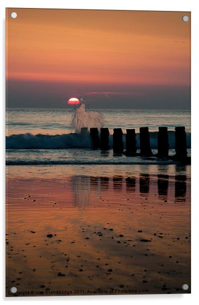Beach sunset with splash Acrylic by Izzy Standbridge