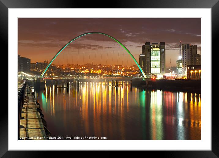 Millennium Bridge Framed Mounted Print by Ray Pritchard