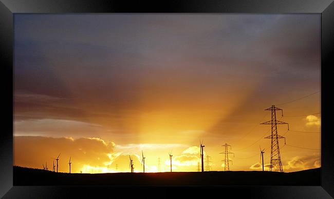 Sunset over Kilbraur windfarm Framed Print by Simon Deane