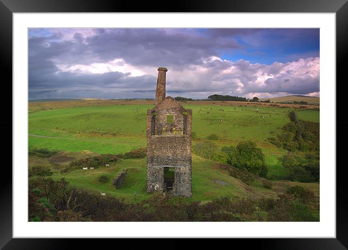 The Wheal Betsy engine house Framed Mounted Print by kevin wise