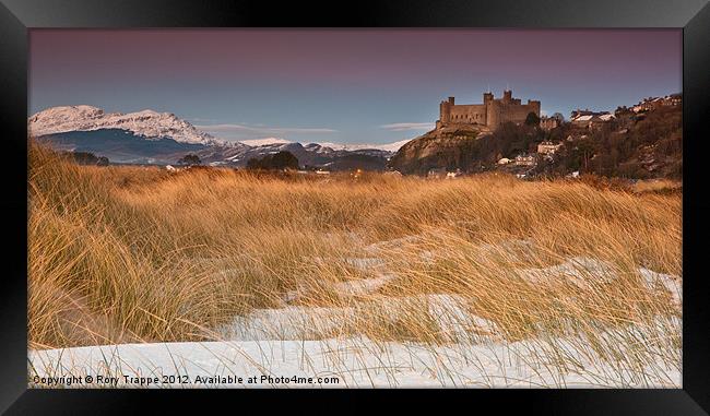 Snow on Harlech beach Framed Print by Rory Trappe