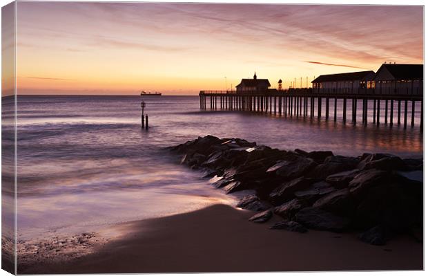 Dawn at Southwold Pier Canvas Print by Stephen Mole