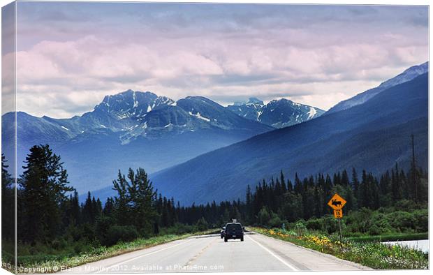 Mountain Highway Canvas Print by Elaine Manley