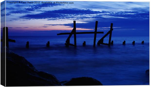 Happisburgh Sunrise II Canvas Print by Paul Davis