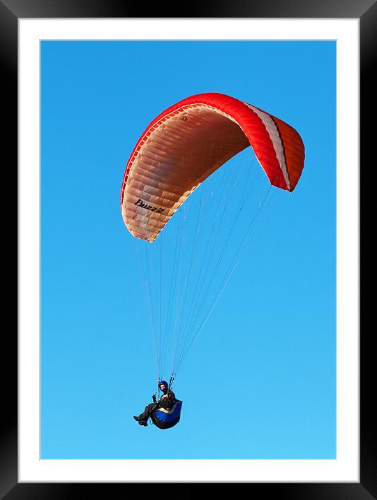 Paragliding over Dunstable Downs Framed Mounted Print by Richard Thomas