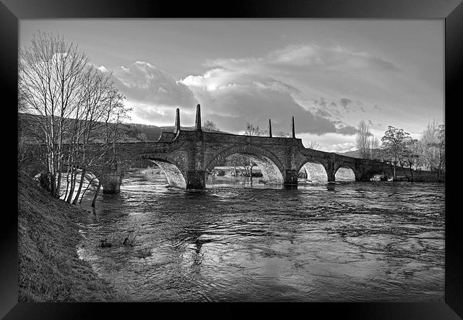 Wade's Bridge at Aberfeldy - B&W Framed Print by Tom Gomez