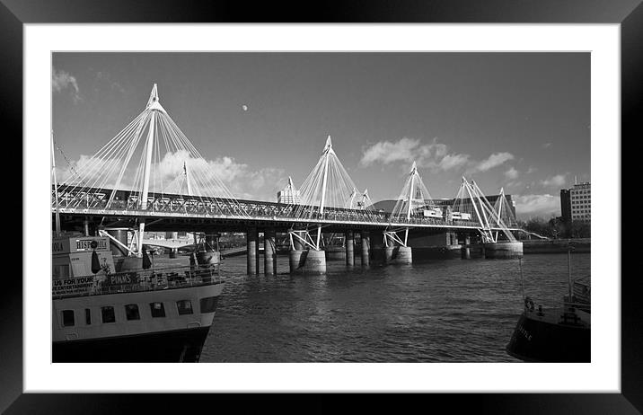 Hungerford Bridge BW Framed Mounted Print by David French