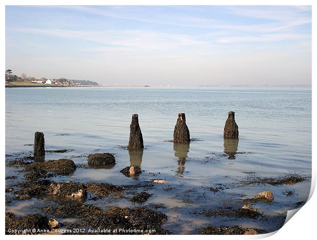 Four posts Print by Anne Couzens