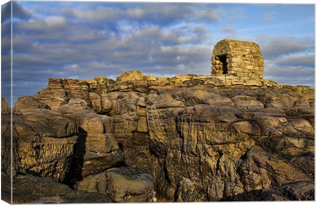 Seahouses dynamite hut Canvas Print by Northeast Images