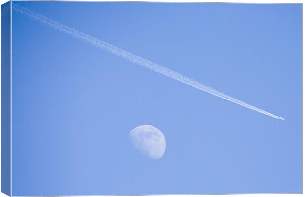 Fly me over the moon Canvas Print by Ian Middleton