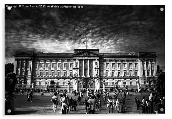 Buckingham Palace Acrylic by Yhun Suarez