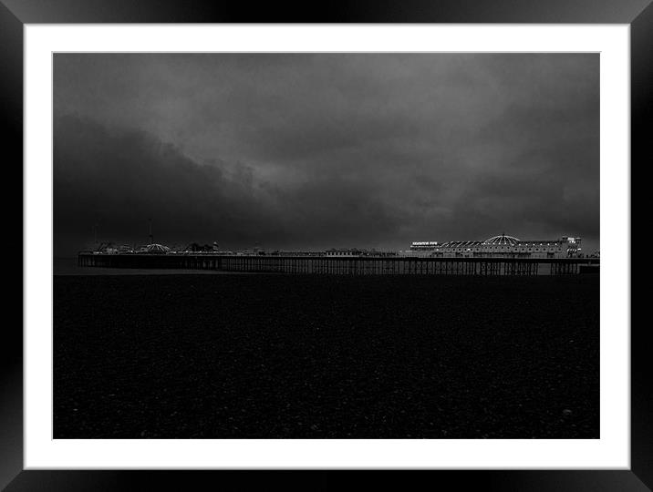 Brighton Pier Framed Mounted Print by Richard Thomas