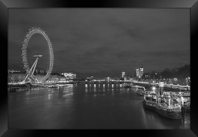 London Skyline bw Framed Print by David French