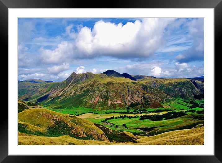 langdale pike  Framed Mounted Print by eric carpenter