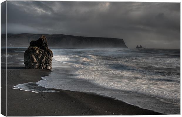 Black Sands of Vik Canvas Print by Ian McMurray