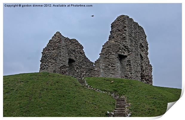 Christchurch castle ruins Print by Gordon Dimmer