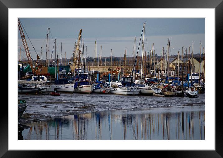 essex quayside on the blackwater Framed Mounted Print by linda cook