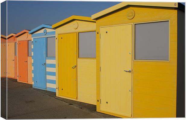 Beach Hut No 6 Canvas Print by Phil Clements