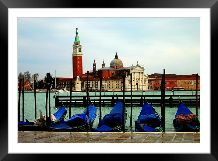 Gondolas and San Giorgio Maggiore, Venice Framed Mounted Print by Linda More