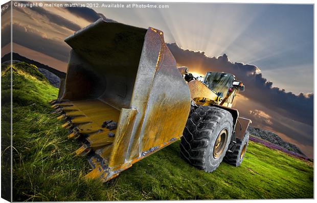 aggressive wheel loader Canvas Print by meirion matthias