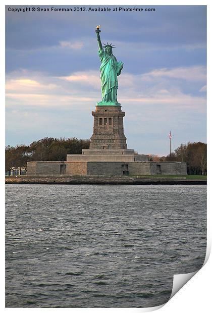 Statue of Liberty Print by Sean Foreman