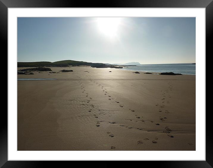 a beautiful beach on isle of islay Framed Mounted Print by evie fraser