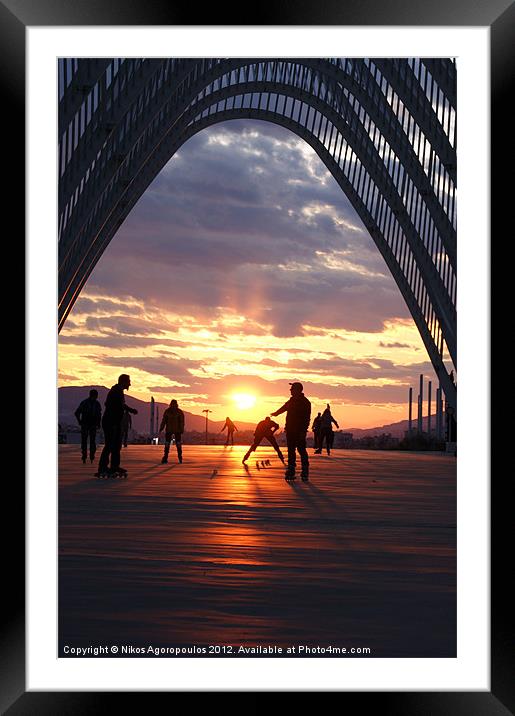Urban dancers 4 Framed Mounted Print by Alfani Photography