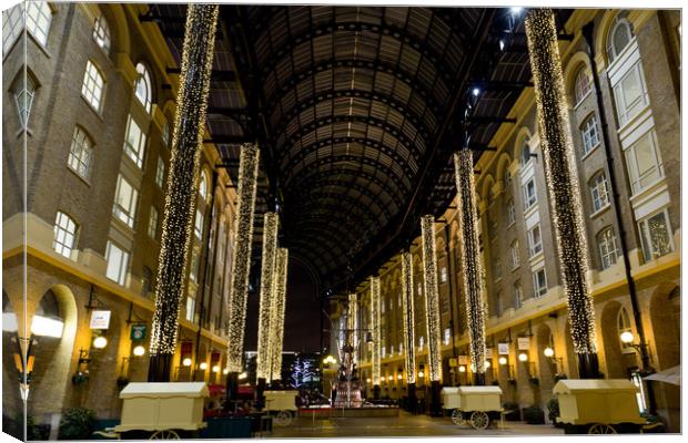 Hays Galleria London Canvas Print by David Pyatt