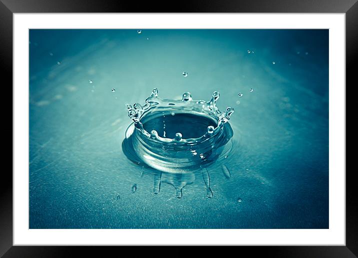 Splash Framed Mounted Print by Sam Burton
