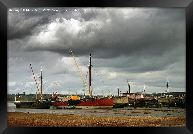 Tide Out at Pin Mill Framed Print by Mary Poole