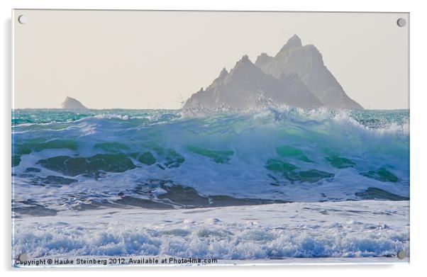 Skelligs Wave Acrylic by Hauke Steinberg