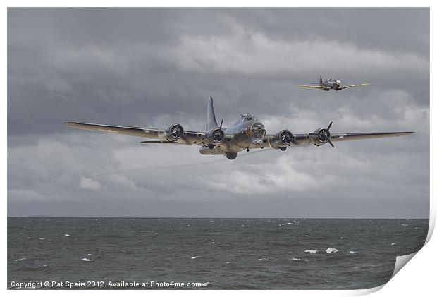 B17 Struggling Home Print by Pat Speirs
