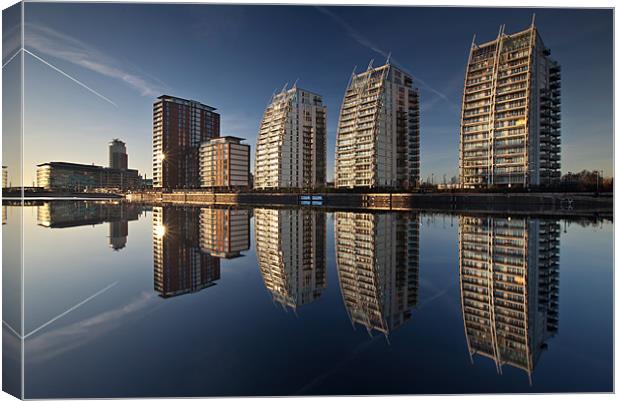 Reflections of Salford Quays Canvas Print by Andrew Yu