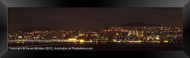 Dundee Night Panoramic Framed Print by Derek Whitton